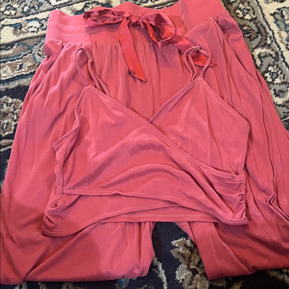 Women's Pink Set